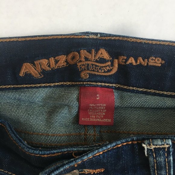 Arizona Jeans  Co. Juniors Denim Shorts - Picture 3 of 3
